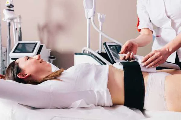 woman having body sculpting to help improve her body image and her mental health Lutterworth